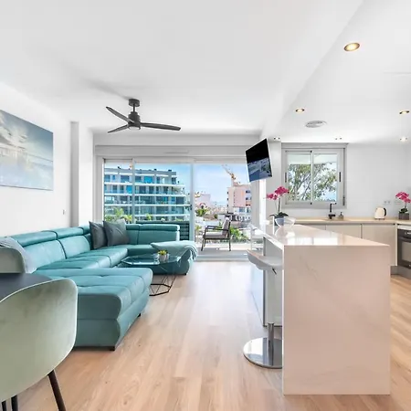Wintowinrentals Whitestones Amazing Apartment Torremolinos